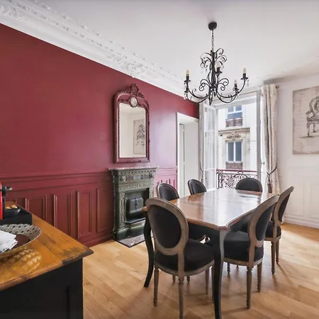 Sejours Parisiens / Le Royal / 4* Apartmán *