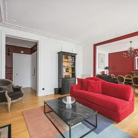 Sejours Parisiens / Le Royal / 4* Apartment *